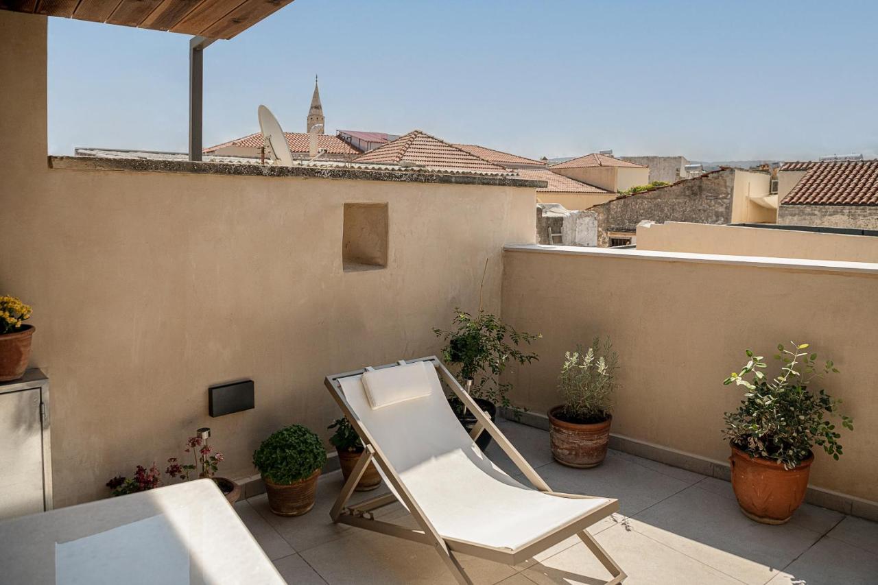 Austrinus House, Luxury Property For Max. 5 Persons Chrissi Akti Chania Exterior foto